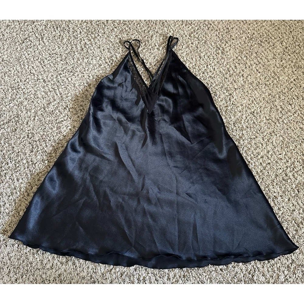 L.A‎ Intimates Women's Black Polyester Nightgown Size XL